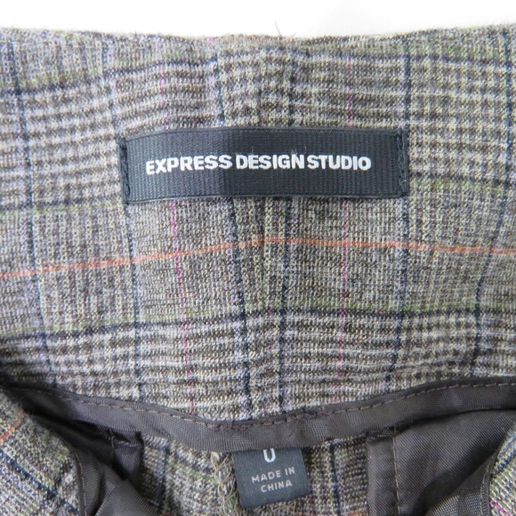 Express Plaid Dress Shorts - Picture 4 of 8